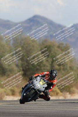 media/Oct-13-2025-Moto Forza (Mon) [[a66d839500]]/2-A Group/Session 4 Turn 7/